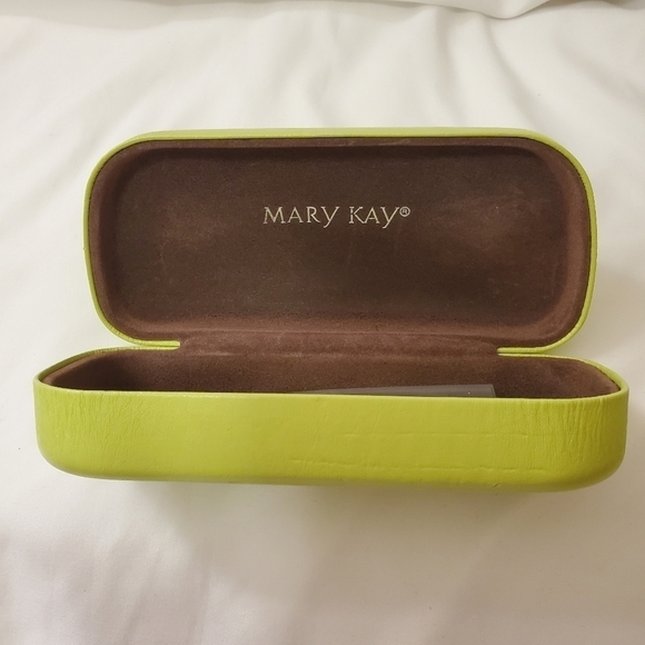 Sunglasses hard protective case container - Picture 2 of 6